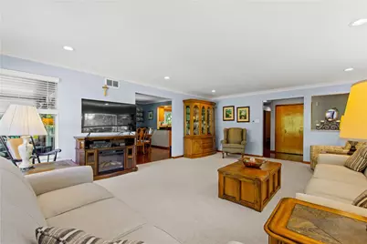 4742 Jewel Dr, Pittsburgh, PA 15236 - Photo 7