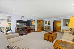 4742 Jewel Dr, Pittsburgh, PA 15236 - Photo 7
