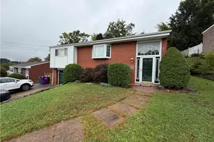626 Millers Ln, Pittsburgh, PA 15239 - Photo 3
