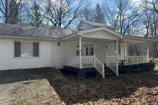 118 Carnahan Ln, Ligonier Township, PA 15658 - Photo 1