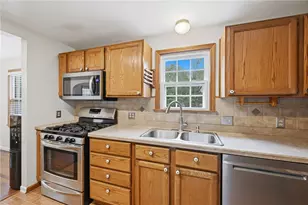 274 S Oakdale Ave, Hermitage, PA 16148 - Photo 15
