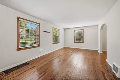 274 S Oakdale Ave, Hermitage, PA 16148 - Photo 9