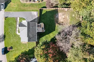 422 Sherwood Dr, Brighton Township, PA 15009 - Photo 29