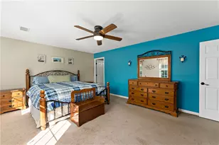 422 Sherwood Dr, Brighton Township, PA 15009 - Photo 15
