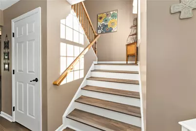 422 Sherwood Dr, Brighton Township, PA 15009 - Photo 13