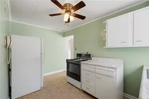 3942 Lawnview Ave, Pittsburgh, PA 15227 - Photo 15