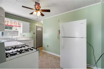 3942 Lawnview Ave, Pittsburgh, PA 15227 - Photo 17