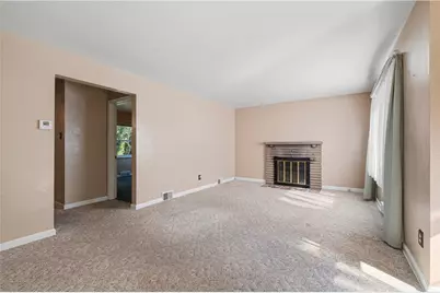 3942 Lawnview Ave, Pittsburgh, PA 15227 - Photo 9