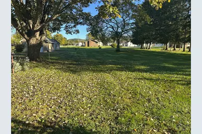174 Chew St, Wayne Township, PA 16157 - Photo 3