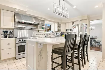 821 Jonathan Dr, Bethel Park, PA 15102 - Photo 5