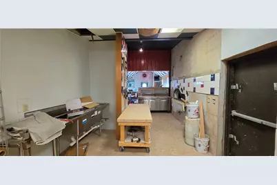 210 S Ray St, New Castle, PA 16101 - Photo 11
