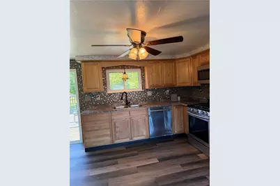 1049 School Road, Allegheny Township, PA 15656 - Photo 11