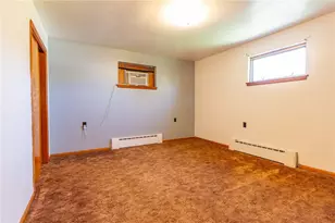 323 Indiana Ave, Avonmore, PA 15618 - Photo 17