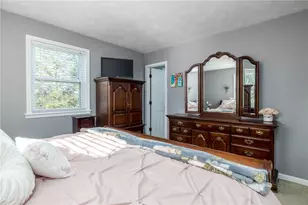 730 Bar Harbor Dr, Pittsburgh, PA 15239 - Photo 13
