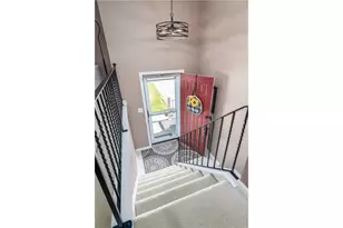 730 Bar Harbor Dr, Pittsburgh, PA 15239 - Photo 3