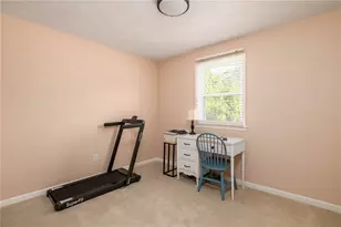 730 Bar Harbor Dr, Pittsburgh, PA 15239 - Photo 17