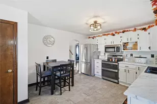 1115 Brown St, Rostraver, PA 15012 - Photo 13