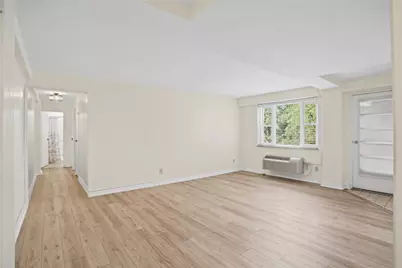 4601 Fifth #521, Pittsburgh, PA 15213 - Photo 17