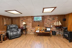 223 Elm St, Vandergrift, PA 15629 - Photo 17