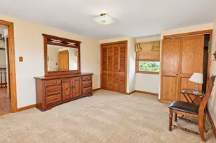 223 Elm St, Vandergrift, PA 15629 - Photo 15