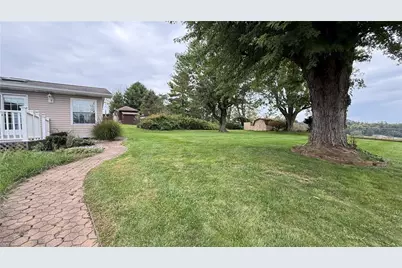 321 Comanche Dr, Rostraver, PA 15012 - Photo 19