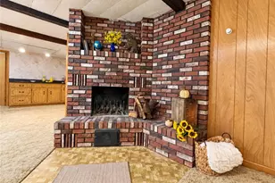321 Comanche Dr, Rostraver, PA 15012 - Photo 15