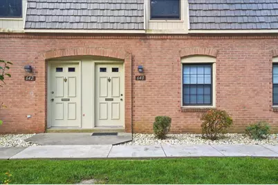 640 Carriage Circle, Pittsburgh, PA 15205 - Photo 1