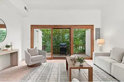 640 Carriage Circle, Pittsburgh, PA 15205 - Photo 5