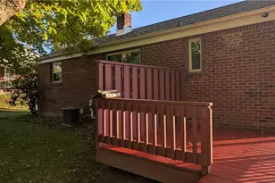 613 Chessbriar Dr, Bethel Park, PA 15102 - Photo 13