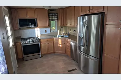 613 Chessbriar Dr, Bethel Park, PA 15102 - Photo 3