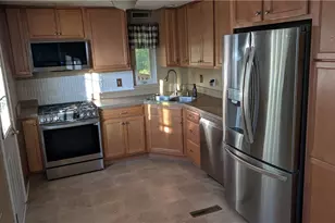 613 Chessbriar Dr, Bethel Park, PA 15102 - Photo 3