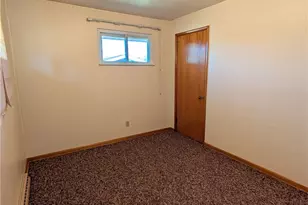 427 Belrose Dr, Rostraver, PA 15012 - Photo 5
