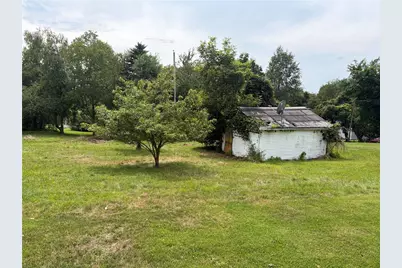 51 Kanouff Street, Center Township-Homer City, PA 15748 - Photo 5