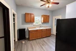 409 Prospect Ave, Donora, PA 15033 - Photo 11