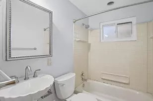 1403 Lakeside Dr, Pittsburgh, PA 15101 - Photo 11