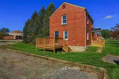 732 Pershing St, Ellwood City, PA 16117 - Photo 35
