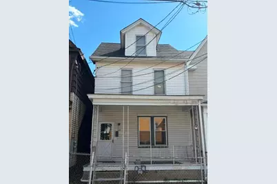 623 Walnut St, New Kensington, PA 15068 - Photo 1