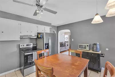 136 N Hazen Ave., Ellwood City, PA 16117 - Photo 9