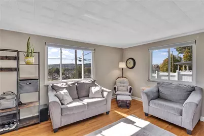 136 N Hazen Ave., Ellwood City, PA 16117 - Photo 3