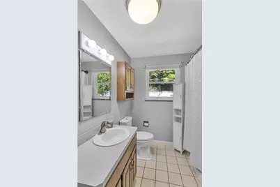 136 N Hazen Ave., Ellwood City, PA 16117 - Photo 11