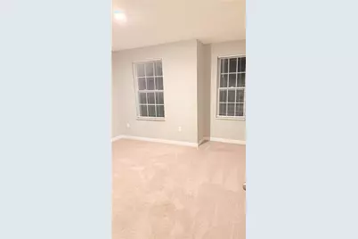 161 Lockheed Dr, Coraopolis, PA 15108 - Photo 23