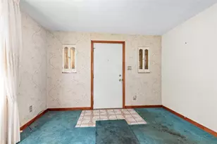 1329 Stanley Dr, Pittsburgh, PA 15147 - Photo 5