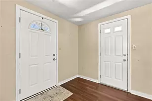 1170 Grandview Dr, Bethel Park, PA 15102 - Photo 3