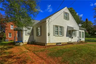 727 Pershing St, Ellwood City, PA 16117 - Photo 3