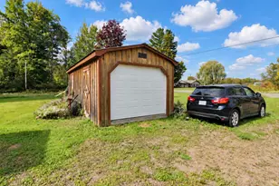 36719 Lake Rd, Canadohta Lake, PA 16438 - Photo 13