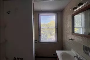 925 Leeds Ave, Monessen, PA 15062 - Photo 7