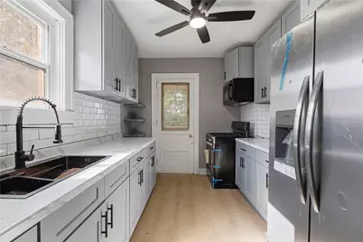 3512 Dauphin Ave, Pittsburgh, PA 15227 - Photo 11
