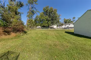 1990 Tara Dr, North Huntingdon, PA 15642 - Photo 7