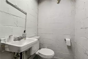 1529 Hawthorne St, Pittsburgh, PA 15201 - Photo 37