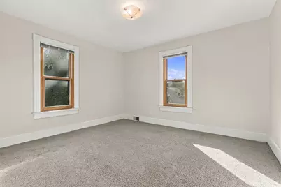 352 E New Castle Street, Zelienople, PA 16063 - Photo 31